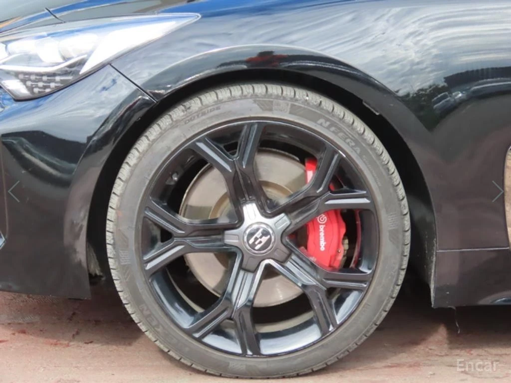 Kia Stinger 3.3 GT* LEXICON* DISTRONIC* 360* ХЕДЪП* ПАНОРАМА* , снимка 5 - Автомобили и джипове - 55665930