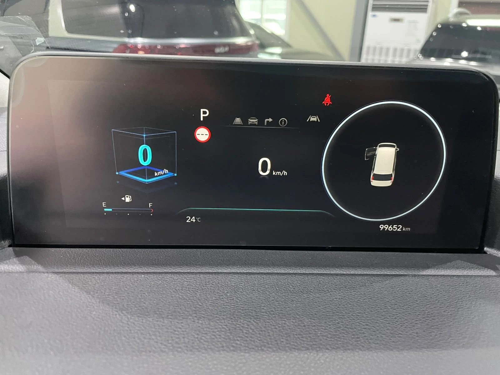 Hyundai Staria 3.5 LPG ! 6+ 1 ! Inspiration !, снимка 13 - Автомобили и джипове - 55923083