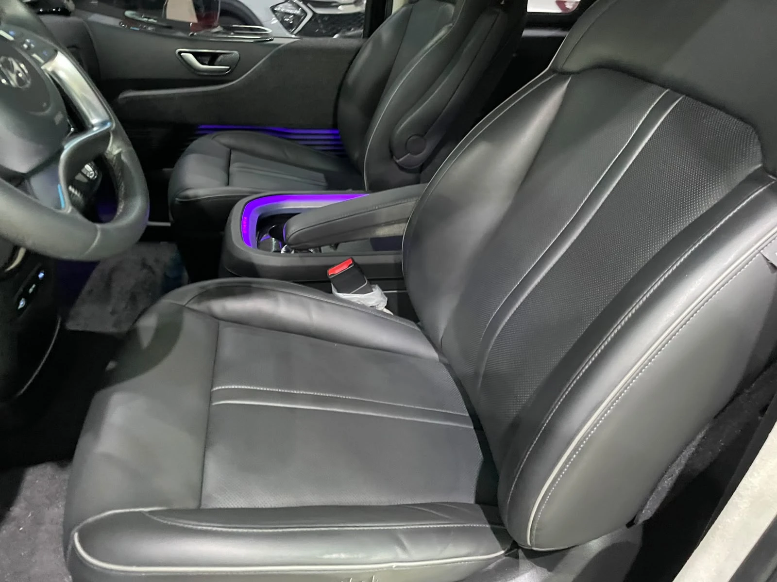 Hyundai Staria 3.5 LPG ! 6+ 1 ! Inspiration !, снимка 7 - Автомобили и джипове - 55923083