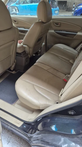 Hyundai Tucson 2.0 CRDI - 3500 € / 6845.40 лв. - 72005877 9