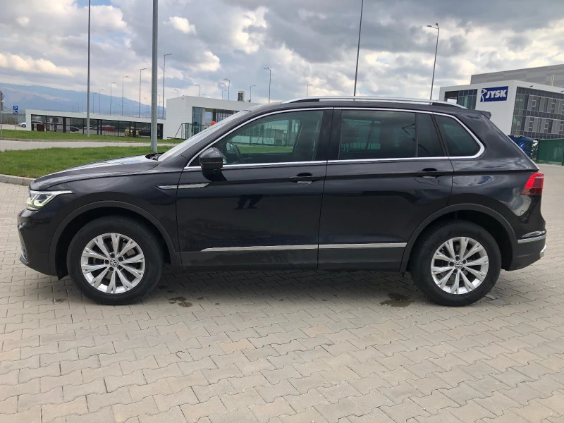 VW Tiguan Facelift 4-motion, снимка 3 - Автомобили и джипове - 41452750