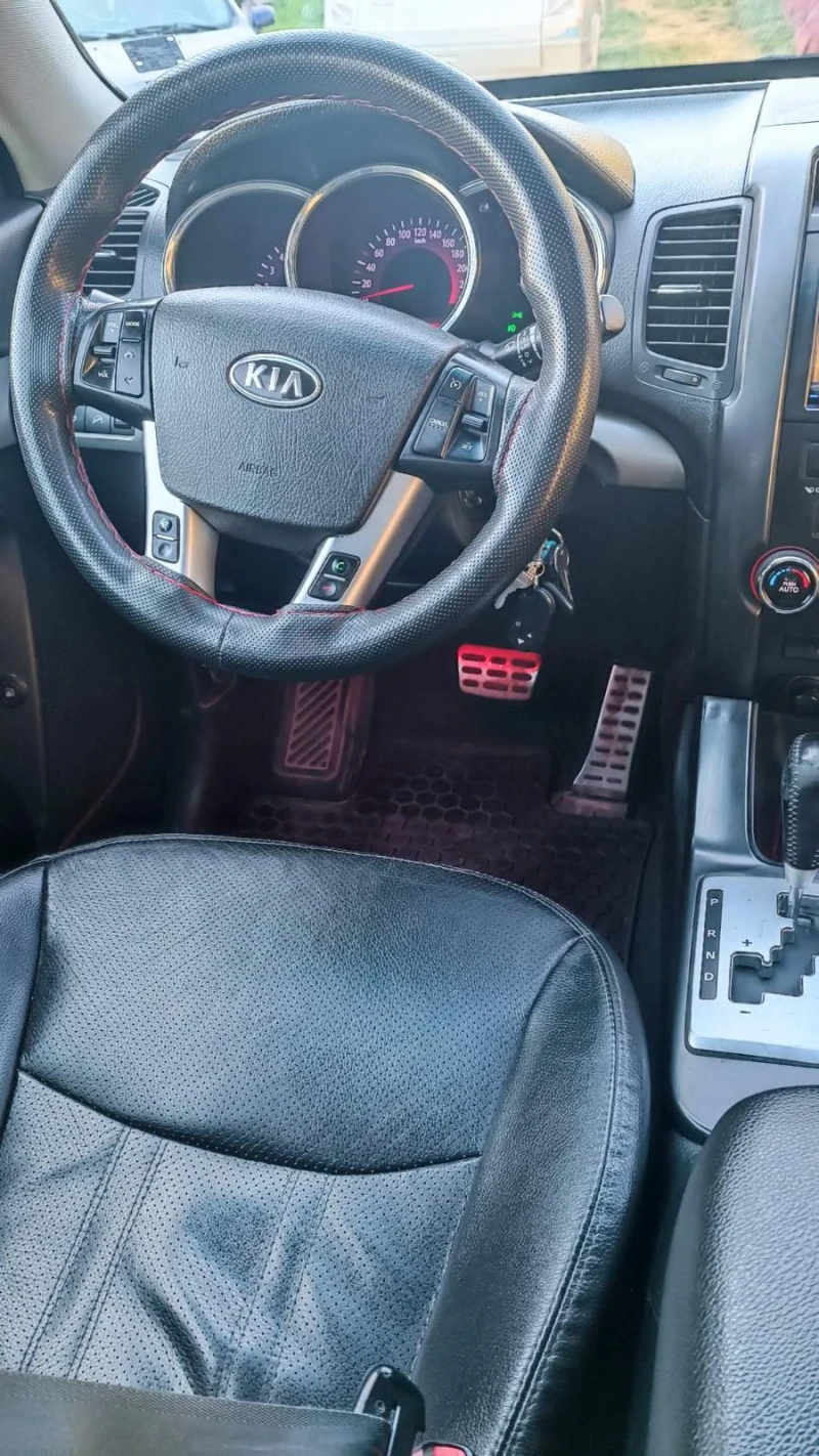 Kia Sorento, снимка 9 - Автомобили и джипове - 47853033