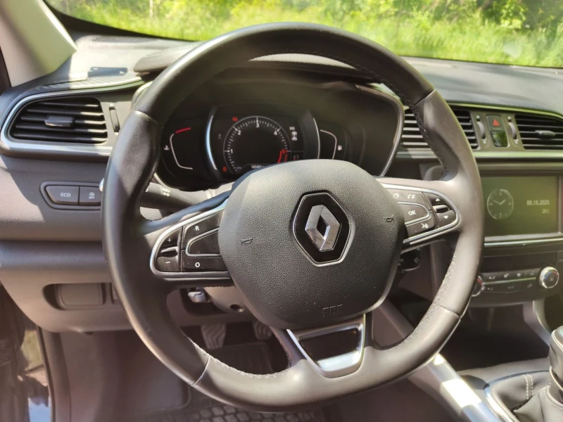 Renault Kadjar 1.6 dci 4WD, снимка 6 - Автомобили и джипове - 50447861