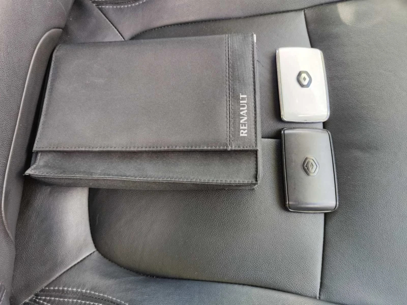 Renault Kadjar 1.6 dci 4WD, снимка 11 - Автомобили и джипове - 50447861