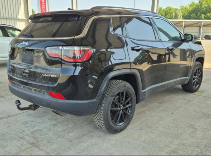 Jeep Compass 1.4i 4x4, снимка 4 - Автомобили и джипове - 51262761