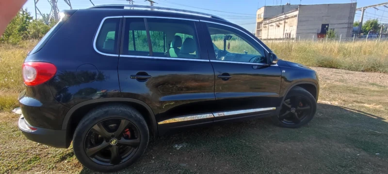 VW Tiguan Sport 2.0 TDI 4x4, снимка 5 - Автомобили и джипове - 51487006