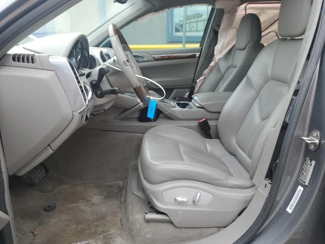 Porsche Cayenne 3.6L 6 All wheel drive, снимка 12 - Автомобили и джипове - 52939869