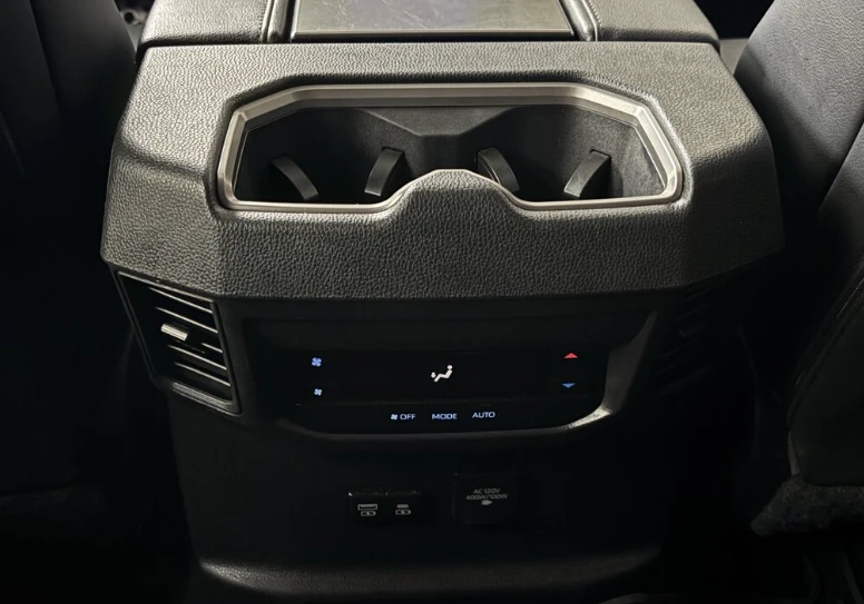 Toyota Sequoia TRD OFF ROAD , снимка 11 - Автомобили и джипове - 53826380