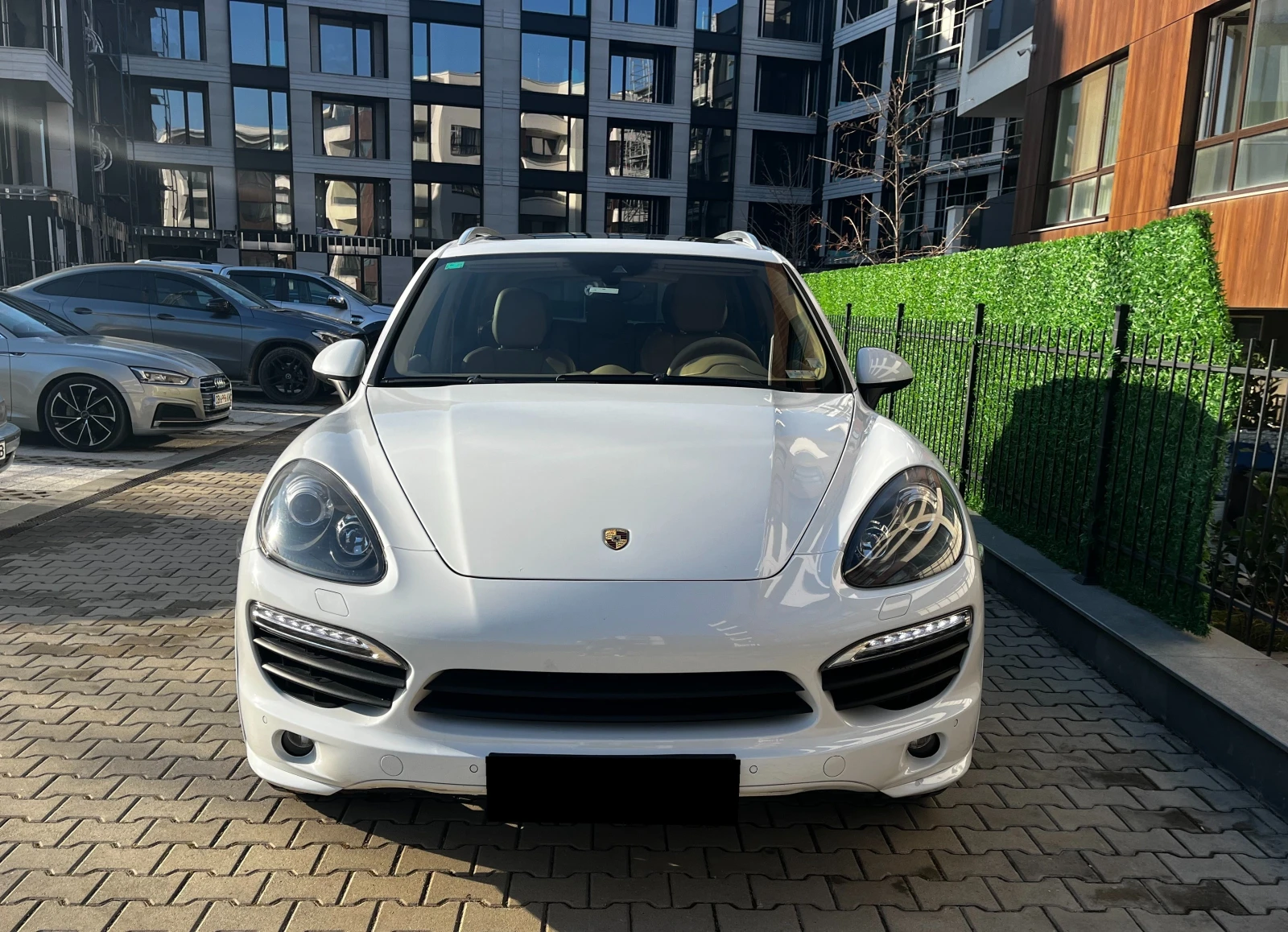 Porsche Cayenne 4.2D V8 385 hp / ГОТОВ ЛИЗИНГ / БАРТЕР, снимка 1