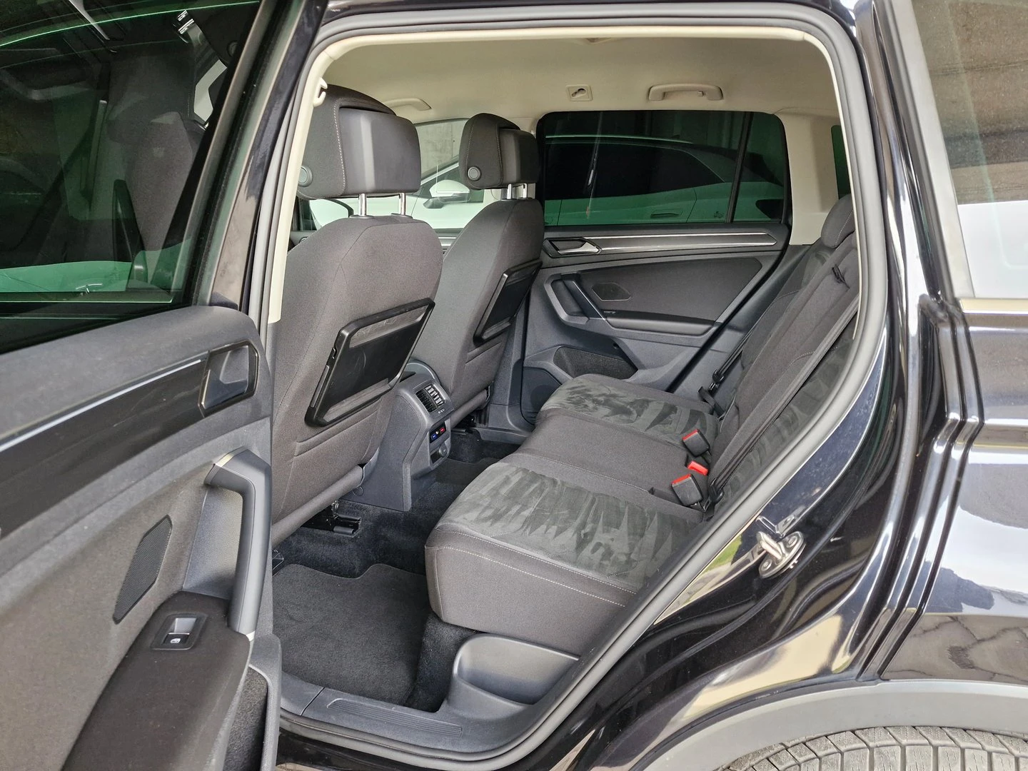 VW Tiguan Highline 2.0TDI 4MOTION BMT - изображение 6