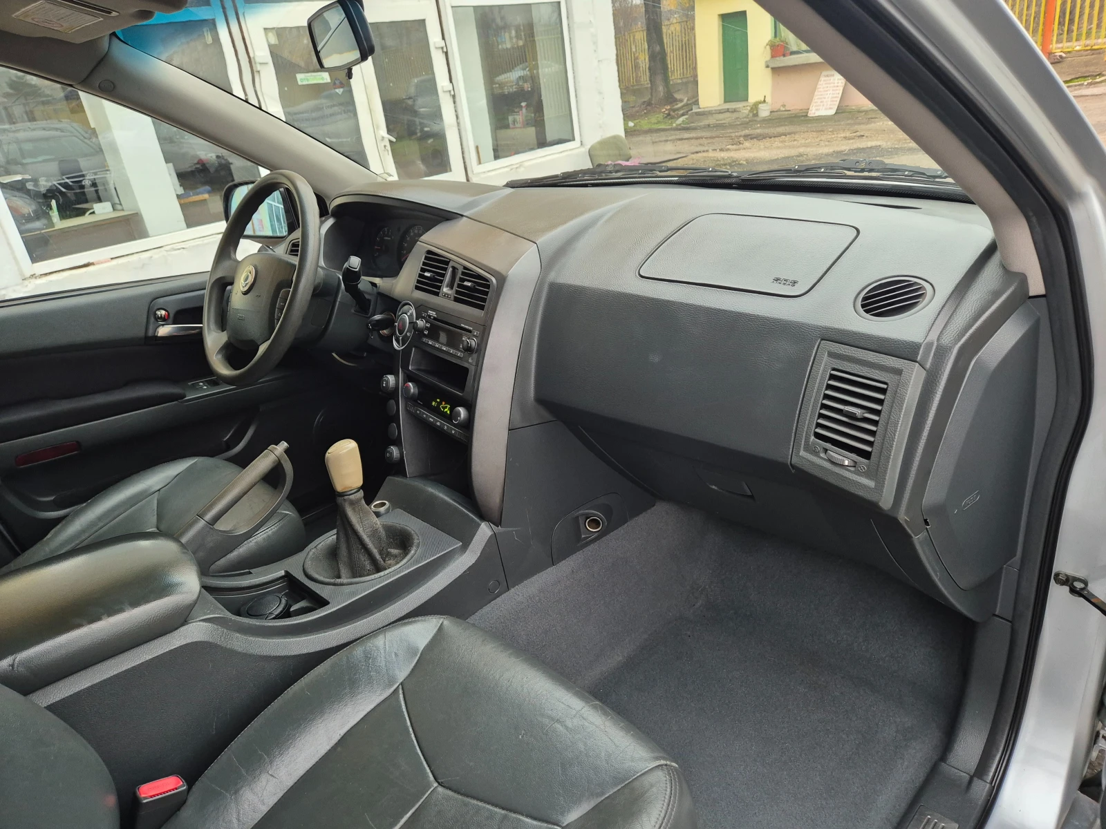 SsangYong Kyron 2.0 XDI 141�� ITALY | Mobile.bg � ����������� 15