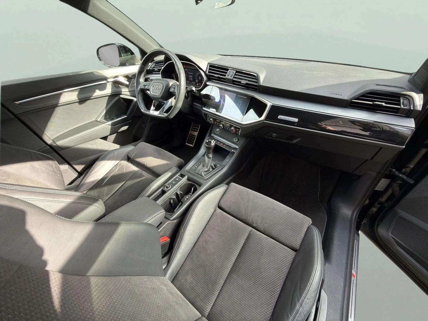 Audi Q3 S line 40 TDI quattro | Mobile.bg � ����������� 5