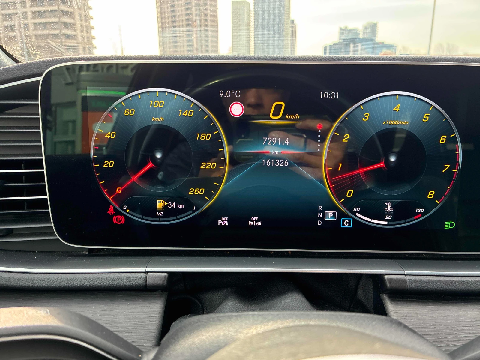 Mercedes-Benz GLE 350 AMG* PACK* BURMESTER* 360КАМЕРА* LANE* ASSIST* , снимка 10 - Автомобили и джипове - 53804113