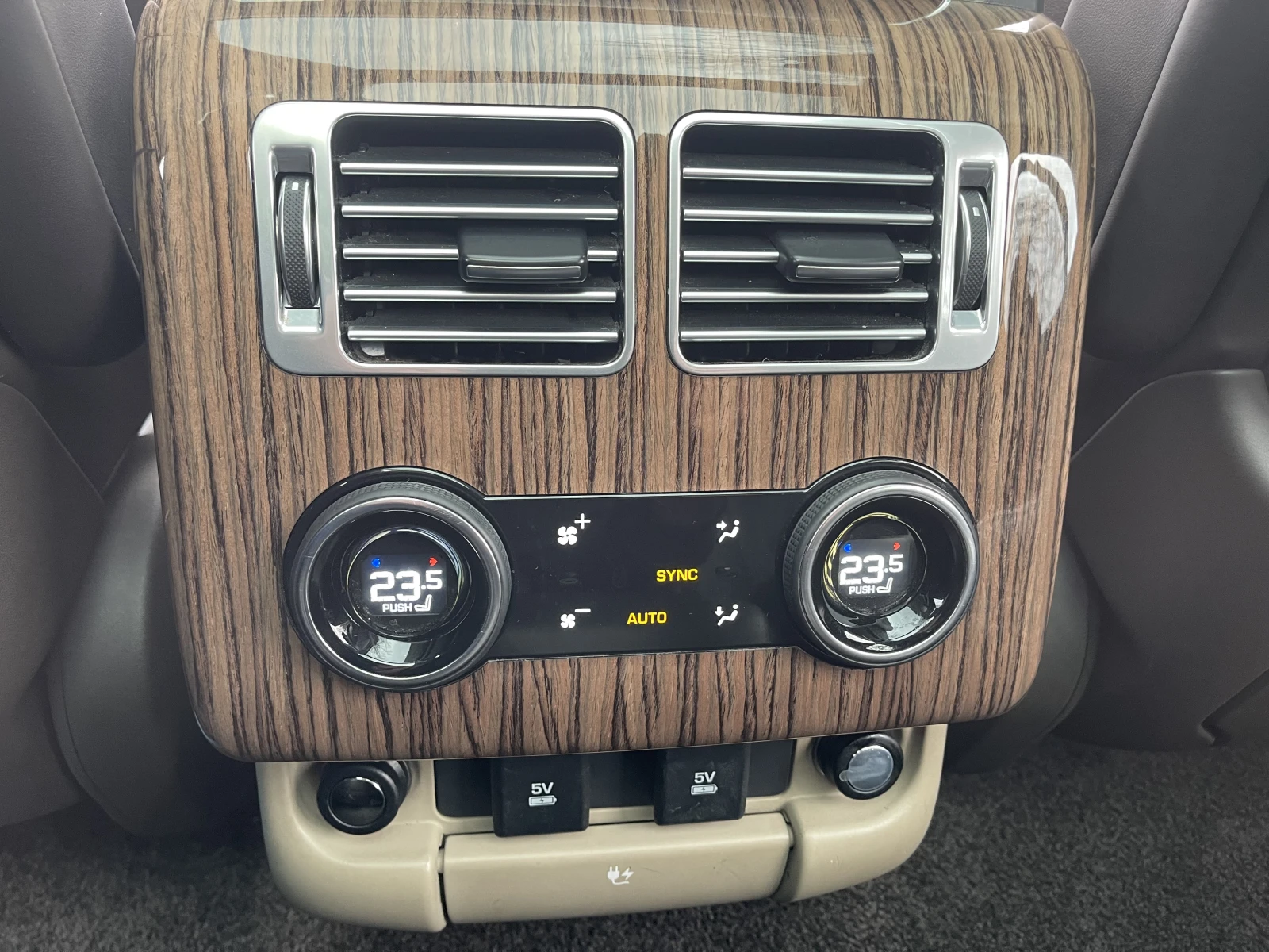 Land Rover Range rover AUTOBIOGRAPHY Pano* Meridinan, снимка 15 - Автомобили и джипове - 54333615