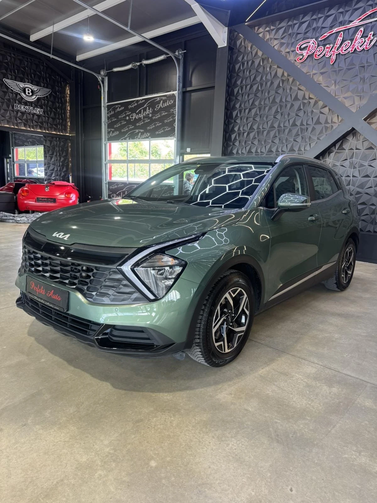 Kia Sportage 1.6 MILD HYBRID , снимка 3 - Автомобили и джипове - 54543755