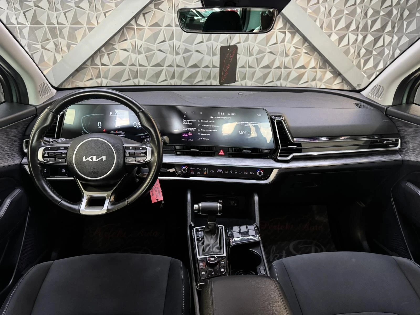 Kia Sportage 1.6 MILD HYBRID , снимка 7 - Автомобили и джипове - 54543755