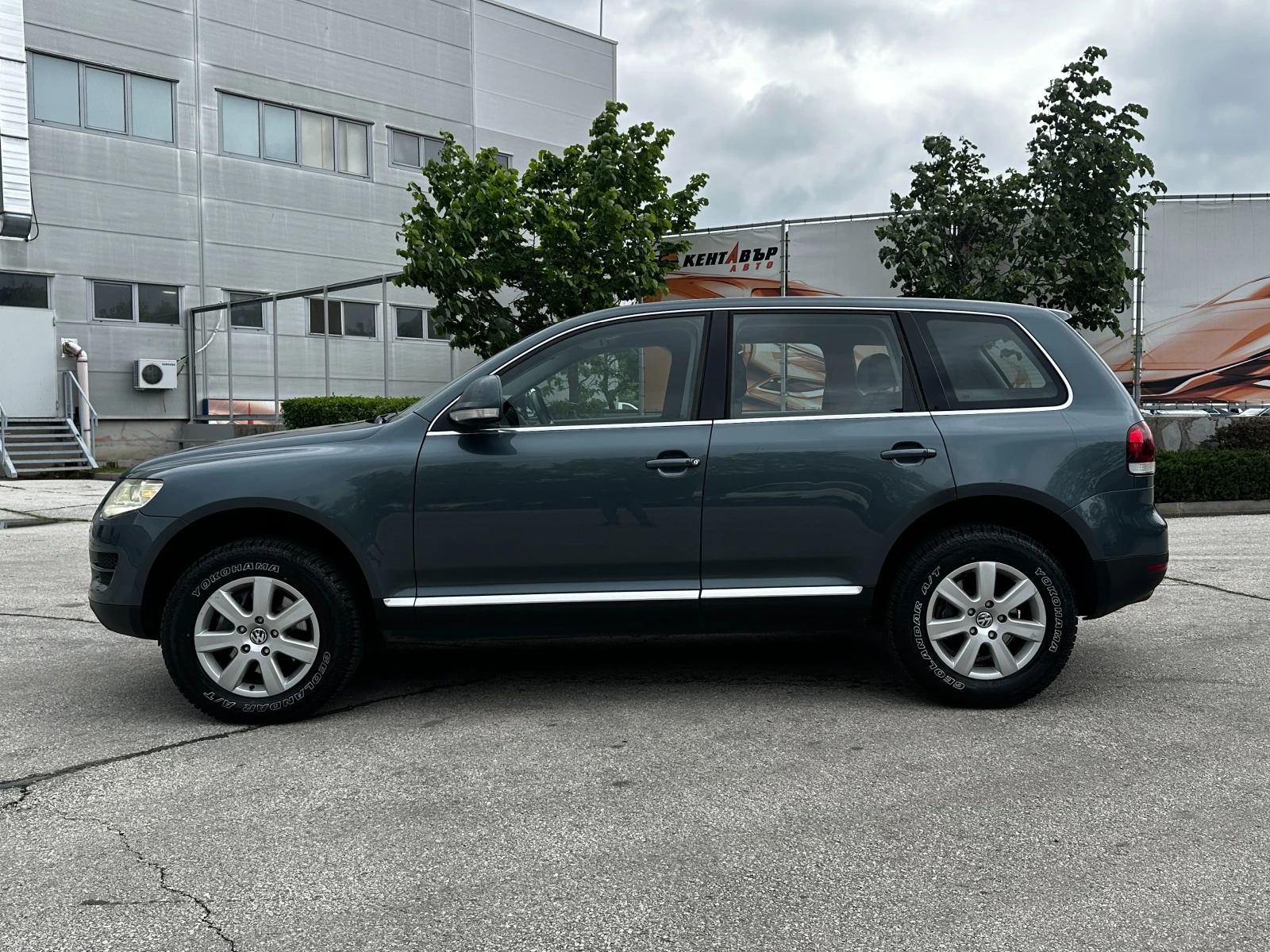 VW Touareg 3.0d 239 к.с./ГАРАНЦИЯ ОТ КЕНТАВЪР, снимка 2 - Автомобили и джипове - 54607842