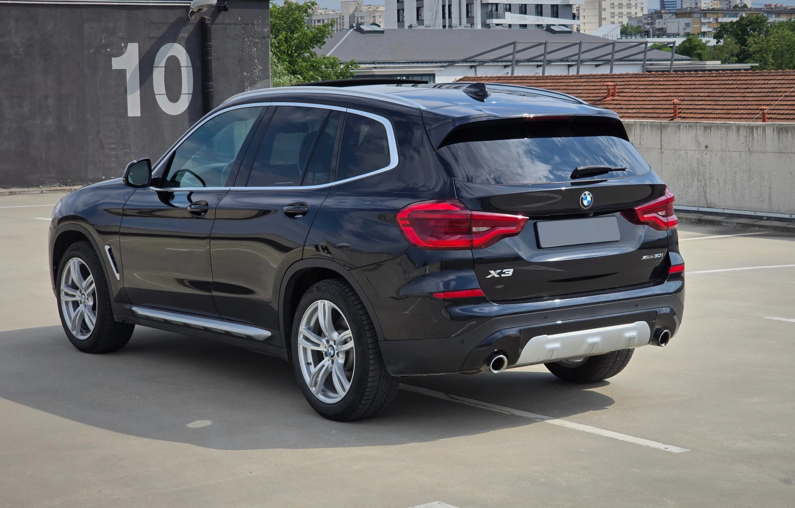 BMW X3 30i, снимка 8 - Автомобили и джипове - 55354395