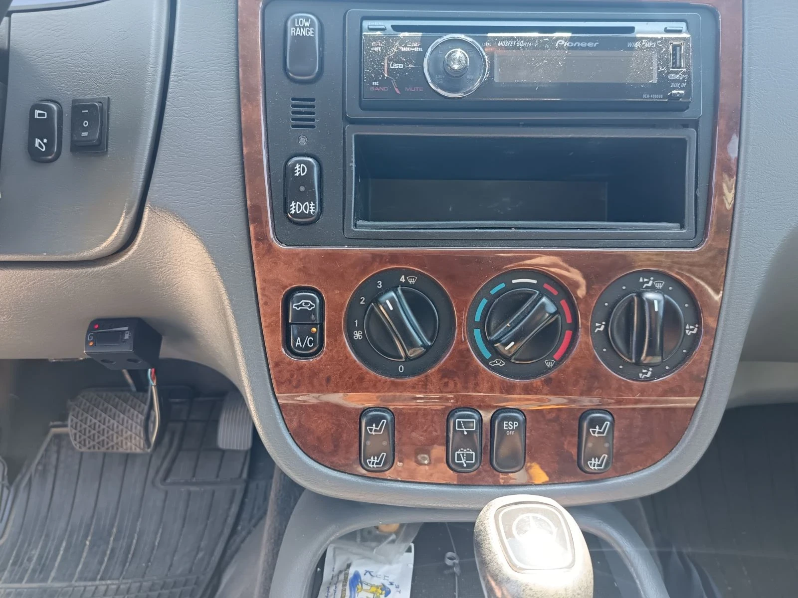 Mercedes-Benz ML 320, снимка 10 - Автомобили и джипове - 55478146