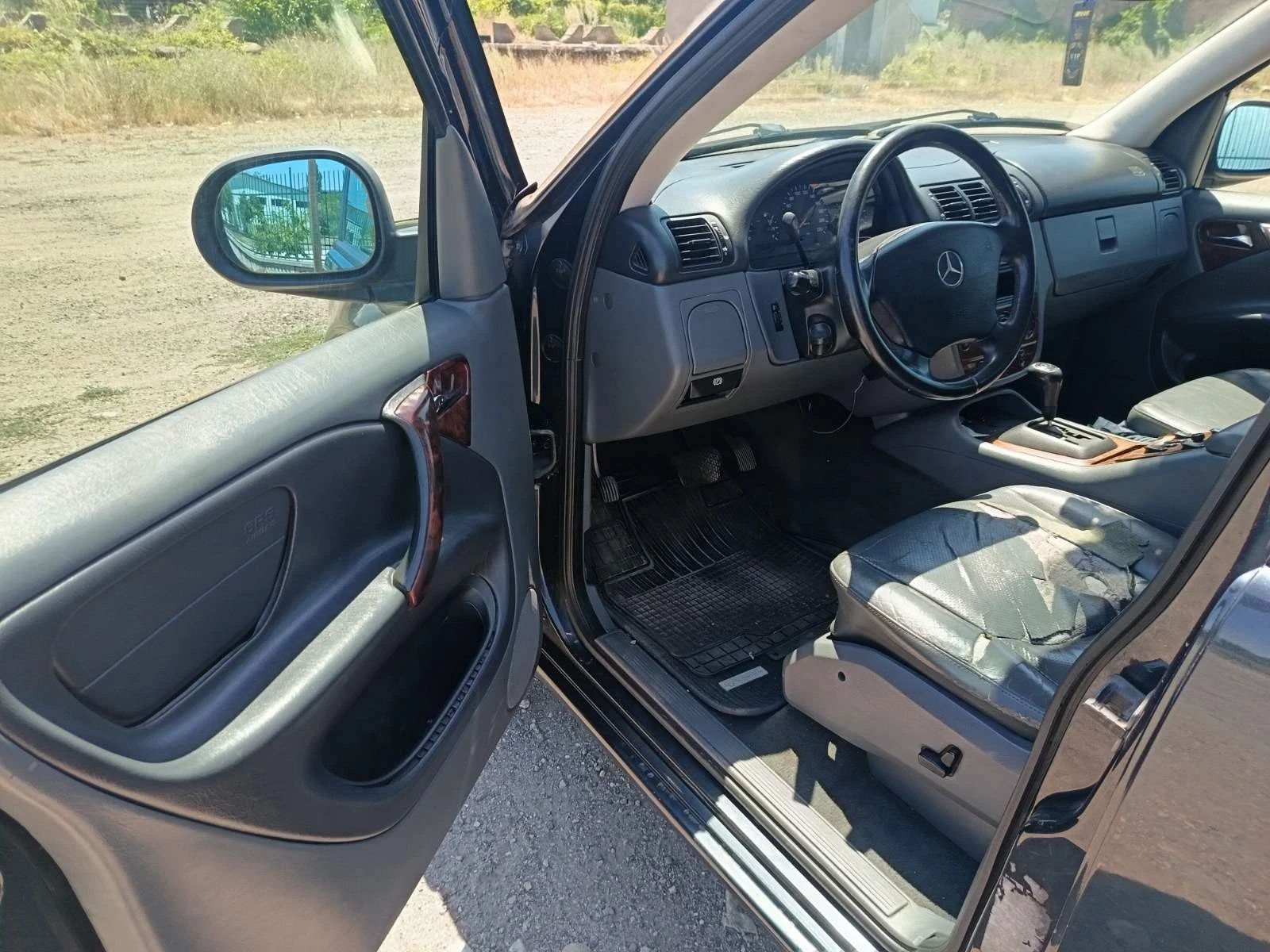 Mercedes-Benz ML 320, снимка 12 - Автомобили и джипове - 55478146