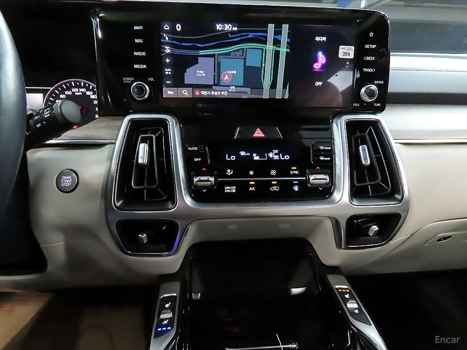 Kia Sorento 1.6 Hybrid\4x4, снимка 12 - Автомобили и джипове - 55584746
