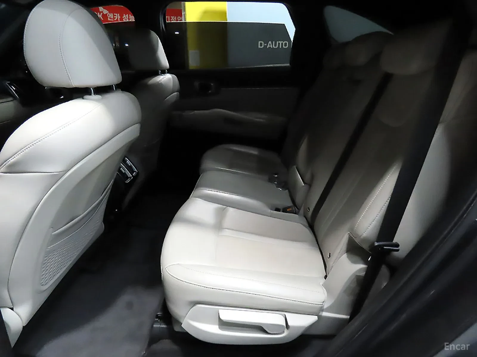 Kia Sorento 1.6 Hybrid\4x4, снимка 7 - Автомобили и джипове - 55584746