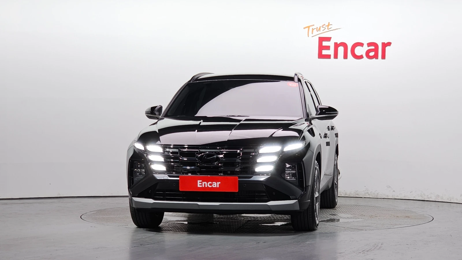 Hyundai Tucson 1.6 T-GDI Premium, снимка 3 - Автомобили и джипове - 56213653