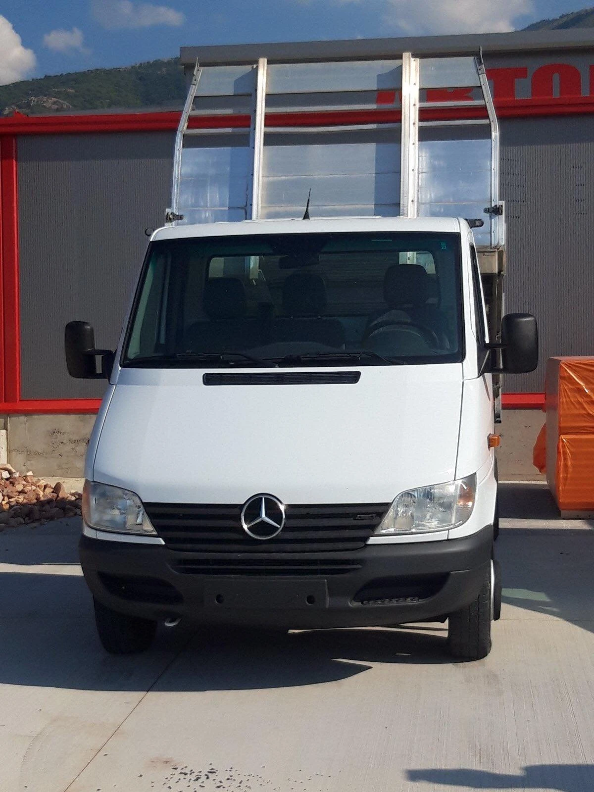 Mercedes-Benz Sprinter 413 2.2 CDI - изображение 2