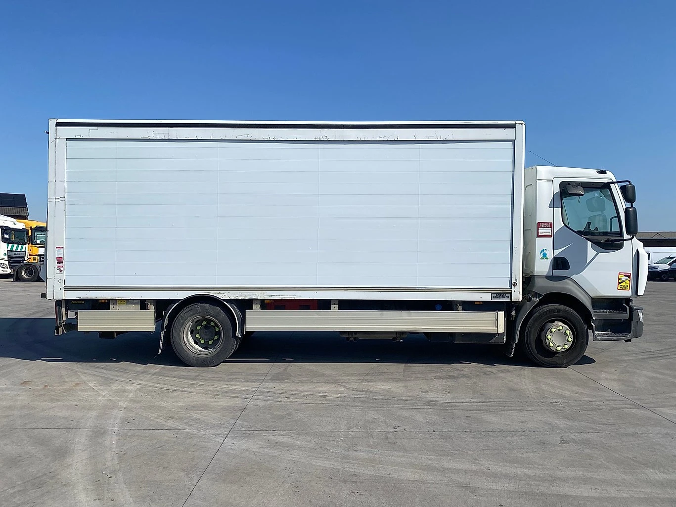 Renault D 240 - изображение 5
