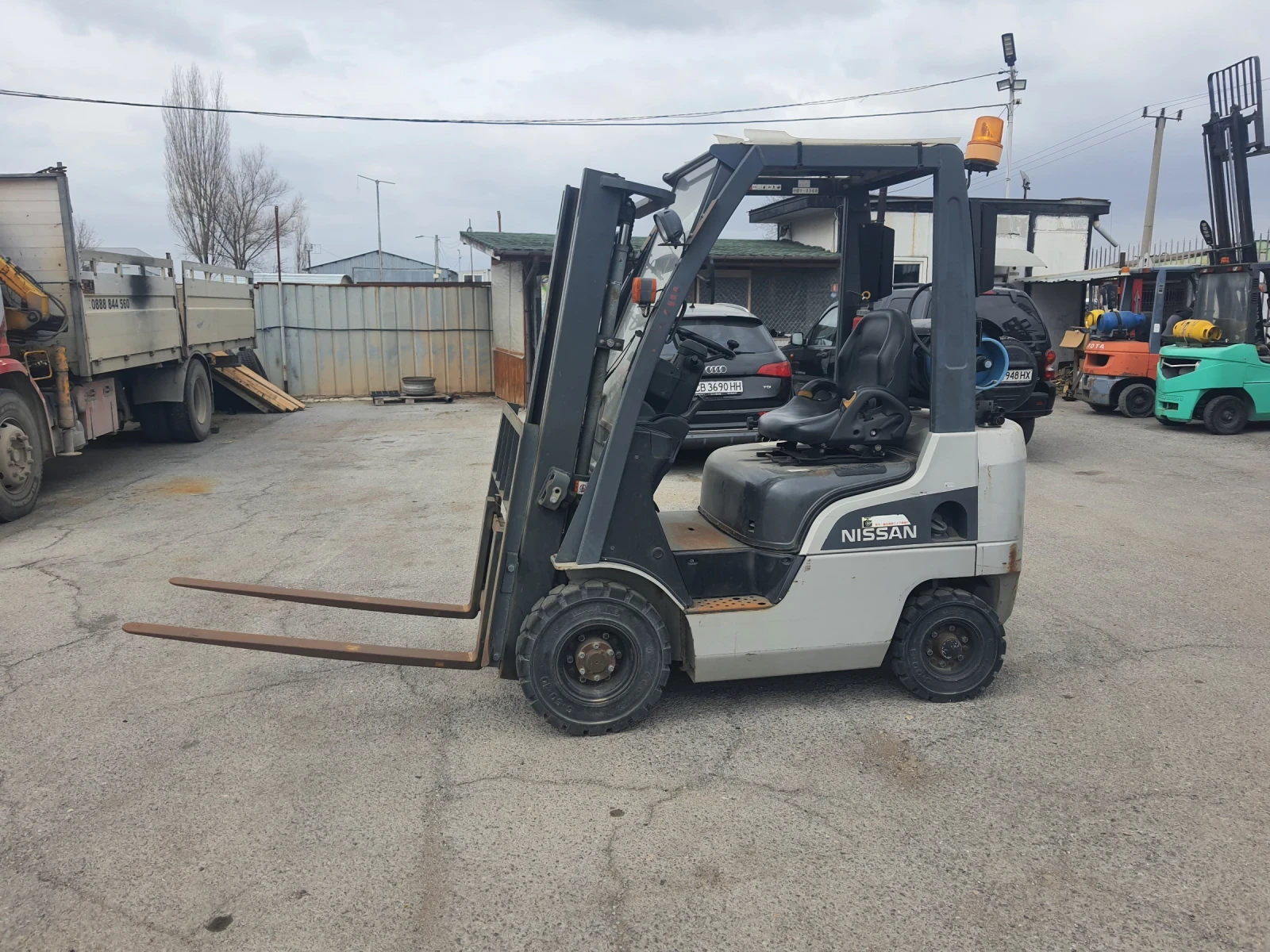 ������� Nissan | Mobile.bg � ����������� 1