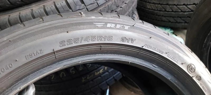 Гуми Летни 255/40R18, снимка 9 - Гуми и джанти - 33540088