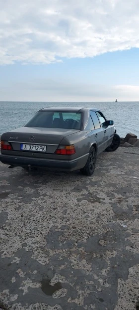 Mercedes-Benz 124 300D, снимка 7