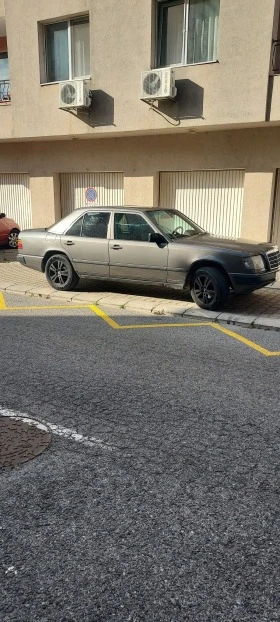 Mercedes-Benz 124 300D, снимка 6