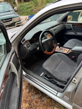 Mercedes-Benz E 270 W210, снимка 3