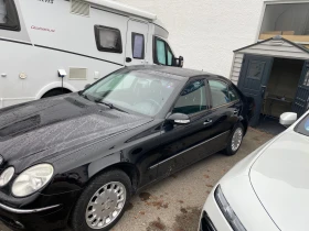 Mercedes-Benz E 240, снимка 13