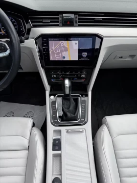 VW Passat 2.0TDI/VARIANT/150HP/DSG/MEMO/AHK/PANO/AMBI/549f - 53199 лв. - 95277391 10