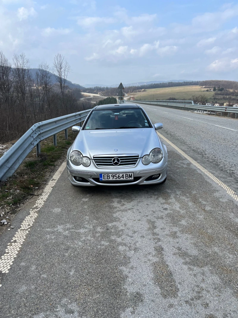 Mercedes-Benz C 200 FACELIFT, снимка 5 - Автомобили и джипове - 47304604