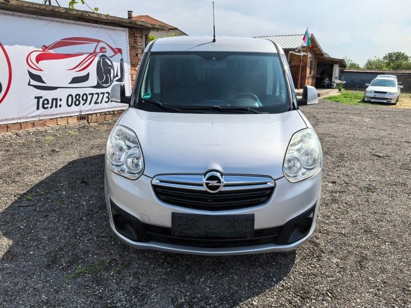 Opel Combo 1.6CDTI, снимка 8 - Автомобили и джипове - 46804834