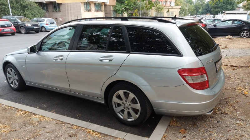 Mercedes-Benz C 220, снимка 5 - Автомобили и джипове - 46927934