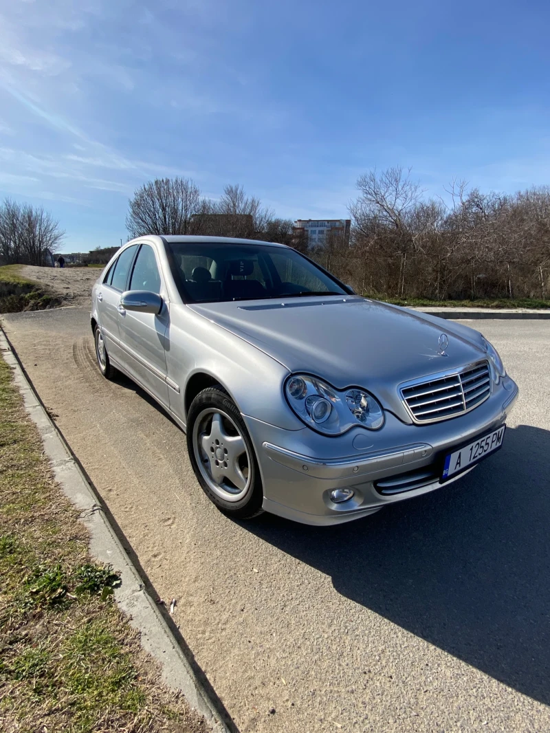 Mercedes-Benz C 240, снимка 3 - Автомобили и джипове - 47185457