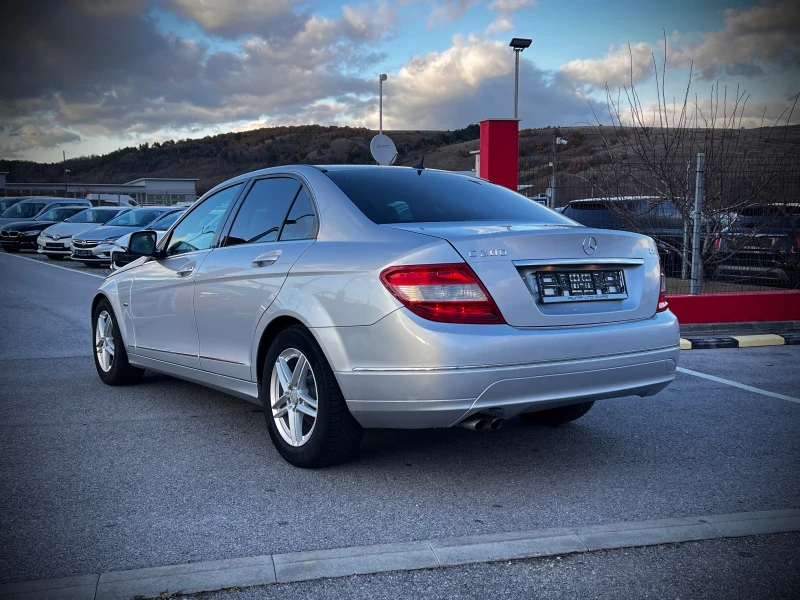 Mercedes-Benz C 200 CDi Full Led Navi Carplay 179000km , снимка 6 - Автомобили и джипове - 48084122