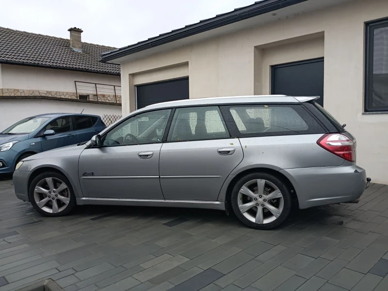 Subaru Legacy H6, снимка 4 - Автомобили и джипове - 49509801