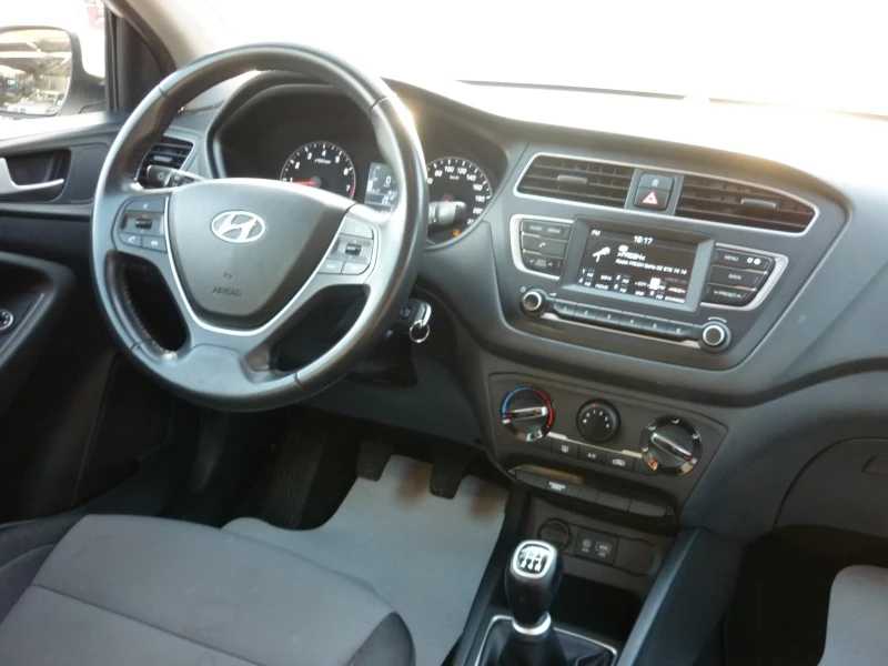 Hyundai I20 1.2i 85 к.с, снимка 11 - Автомобили и джипове - 48866981