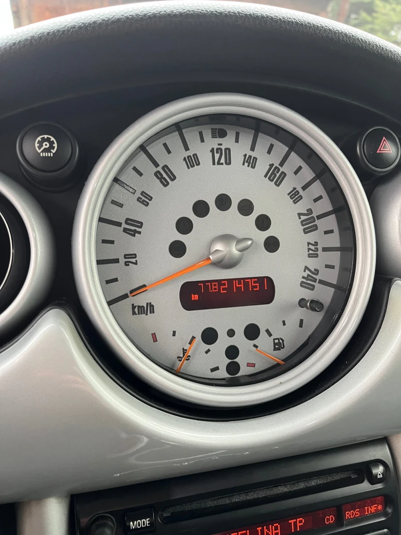 Mini One, снимка 3 - Автомобили и джипове - 51674486