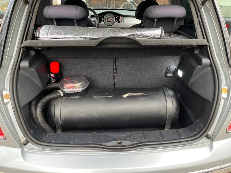 Mini One, снимка 8 - Автомобили и джипове - 51674486