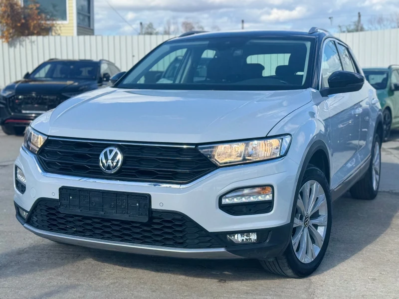VW T-Roc Lounge 84000км DIGITAL COCKPIT, снимка 2 - Автомобили и джипове - 52155273