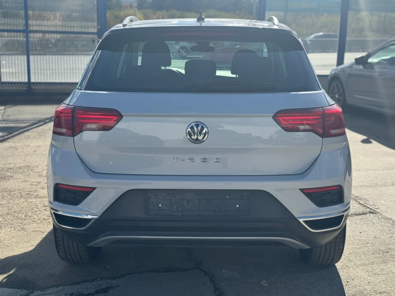 VW T-Roc Lounge 84000км DIGITAL COCKPIT, снимка 6 - Автомобили и джипове - 52155273