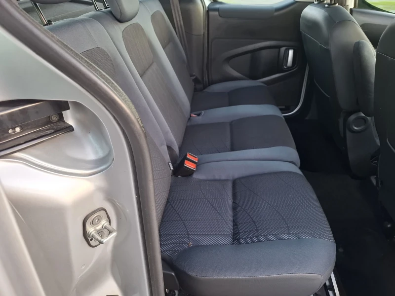 Peugeot Partner 1, 6 Бензин-Euro 5, снимка 11 - Автомобили и джипове - 52380924