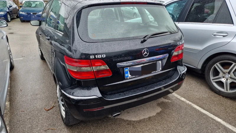 Mercedes-Benz B 180 avangarde, снимка 16 - Автомобили и джипове - 52822648