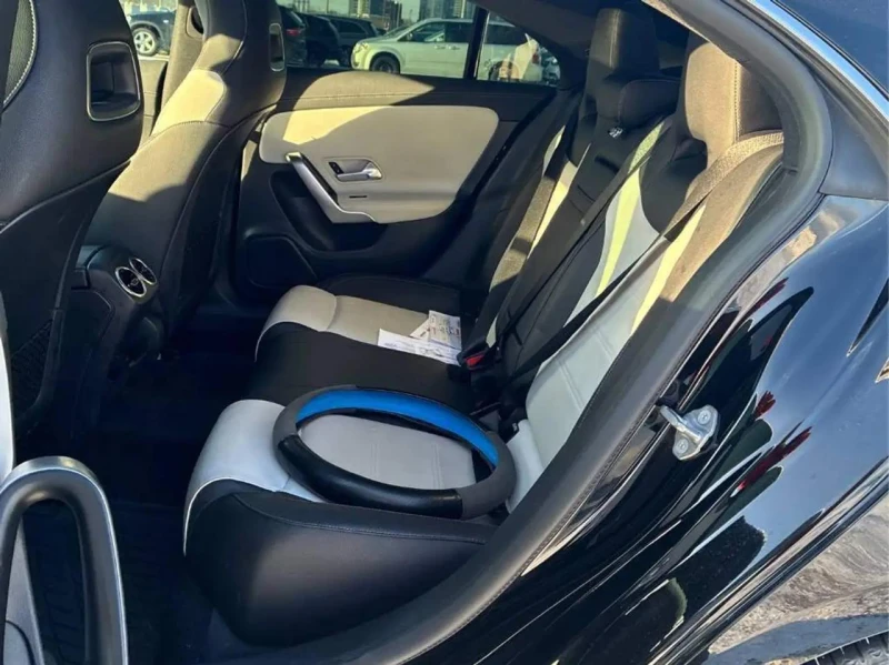 Mercedes-Benz CLA 250 AMG PACK* 360* Подгрев* Пано, снимка 8 - Автомобили и джипове - 53233681